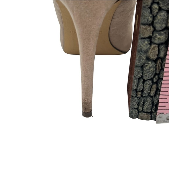 Call It Spring Tan Suede Pointed Toe Heels Size 10 Women's - Picture 8 of 8